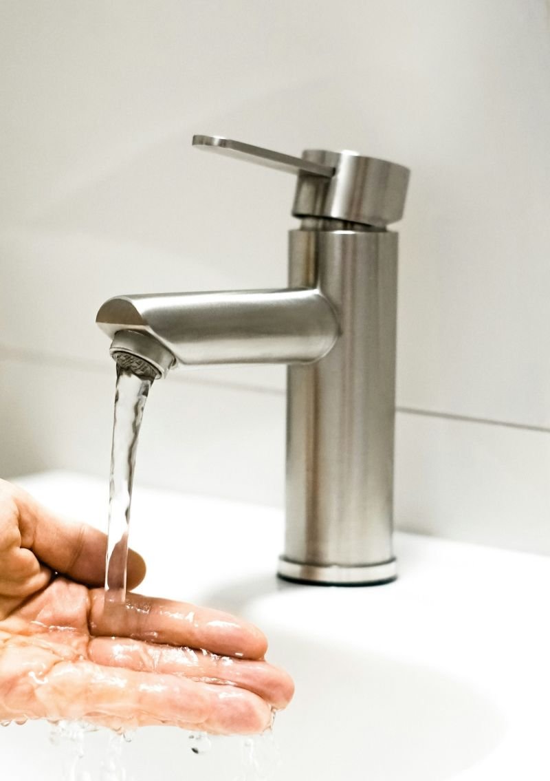 cosmin-ursea-KdmhM0mgMec-unsplashwe