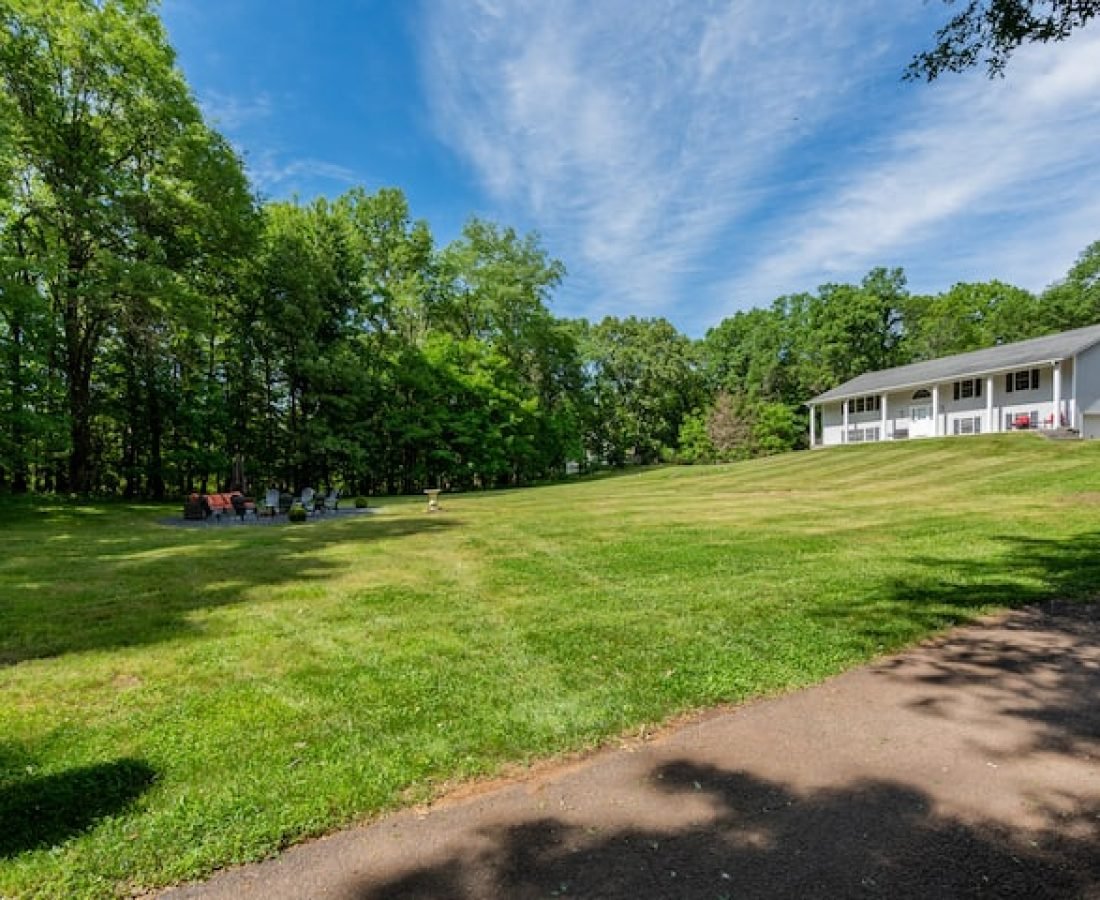 33e12779-5ba4-406c-8844-38194e29cafe (1)