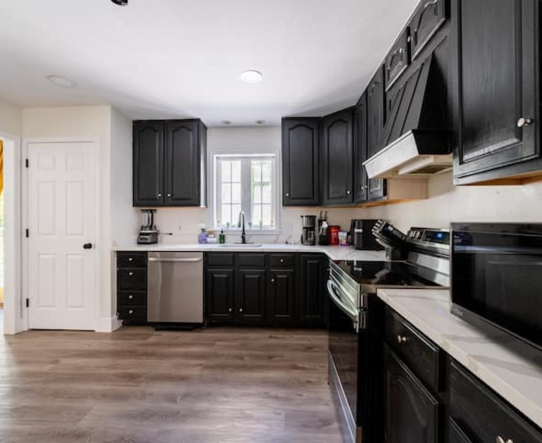 4e4c958f-4f0a-4907-8ae6-607f4a581eae (1)