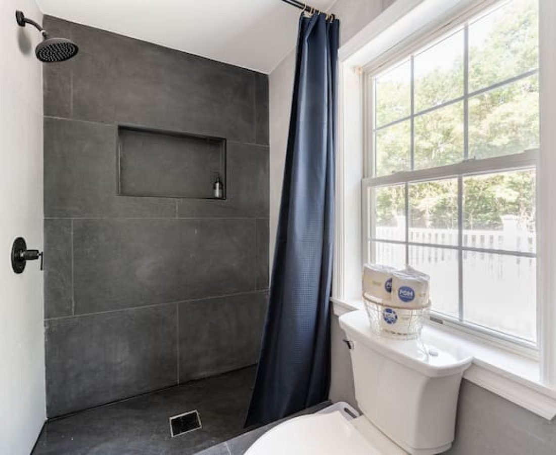 ebec41e8-589c-45d0-860d-dfc4b118efe0 (1)