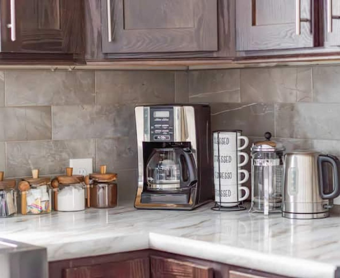 eeb8ed78-d2f4-4762-b408-e0ea2648a7d0 (1)